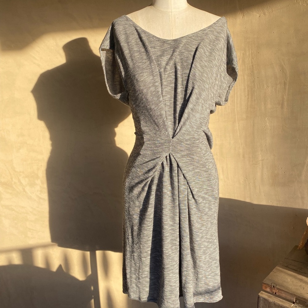 Hack with Design House Ruched Easy Dress - Picture 2 of 5